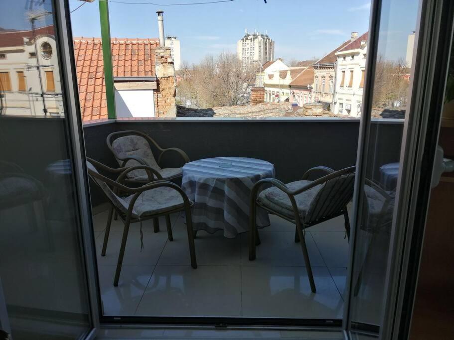 Apartman Natasa 3 Vrsac Exteriér fotografie
