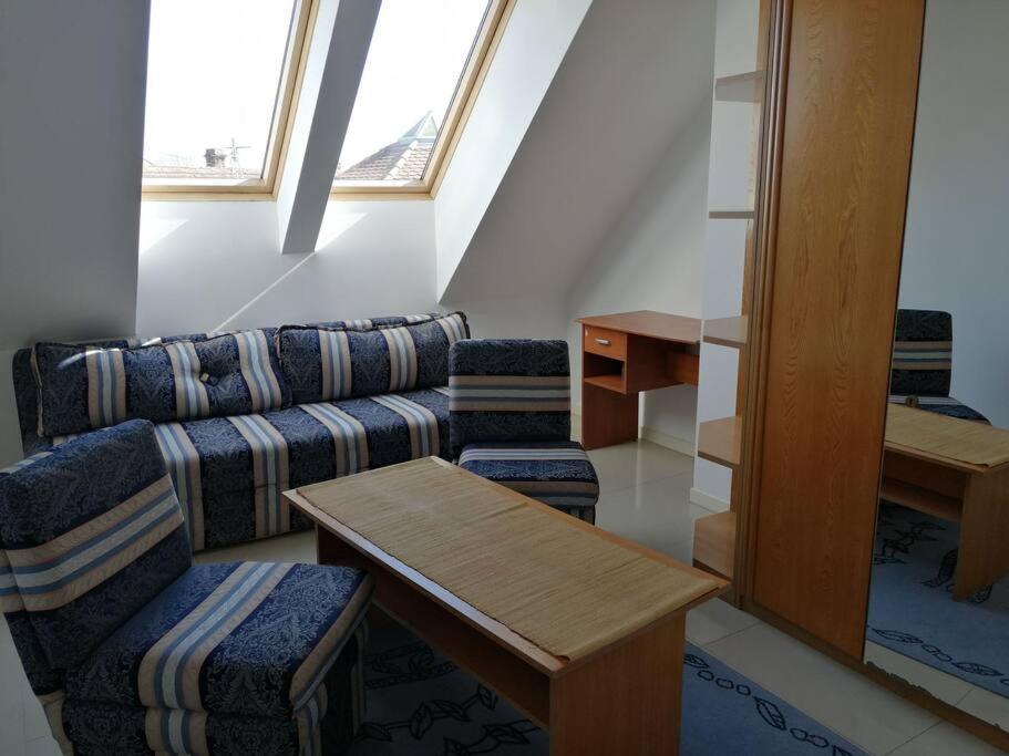 Apartman Natasa 3 Vrsac Exteriér fotografie