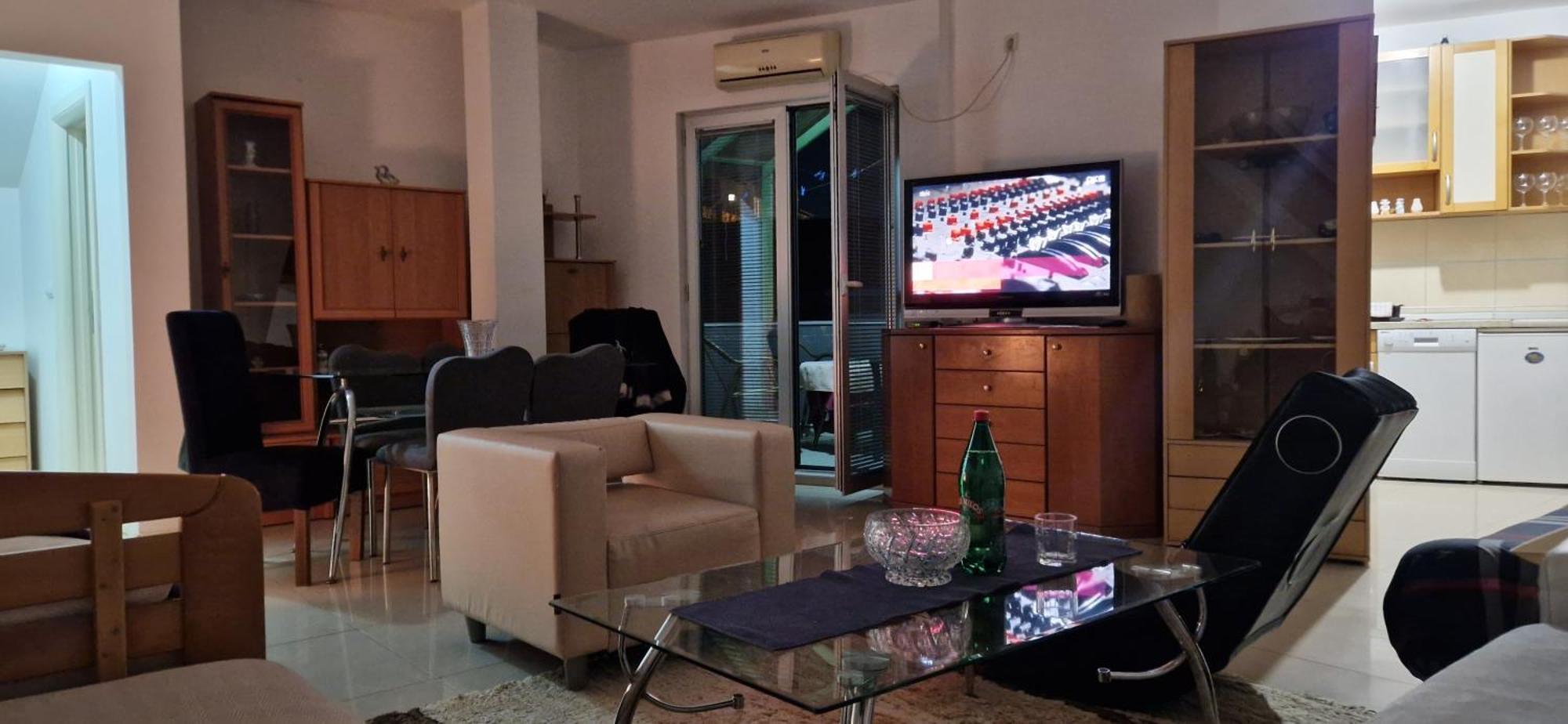 Apartman Natasa 3 Vrsac Exteriér fotografie